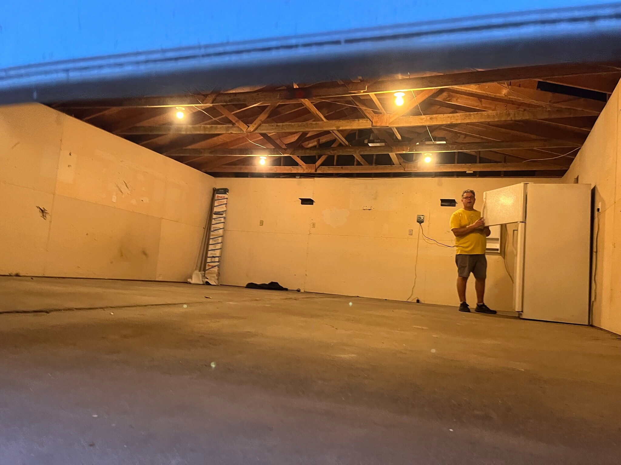 Building Photo - 832 Hamilton St