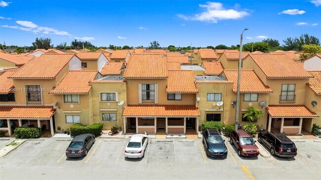 Building Photo - 2735 W 61st Pl