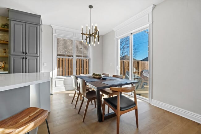 Building Photo - 6508 Stone Lake Dr