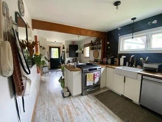 Kitchen - 4307 12th Ave S