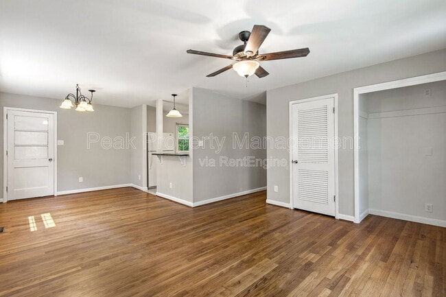 Building Photo - 200 N Grove Ave