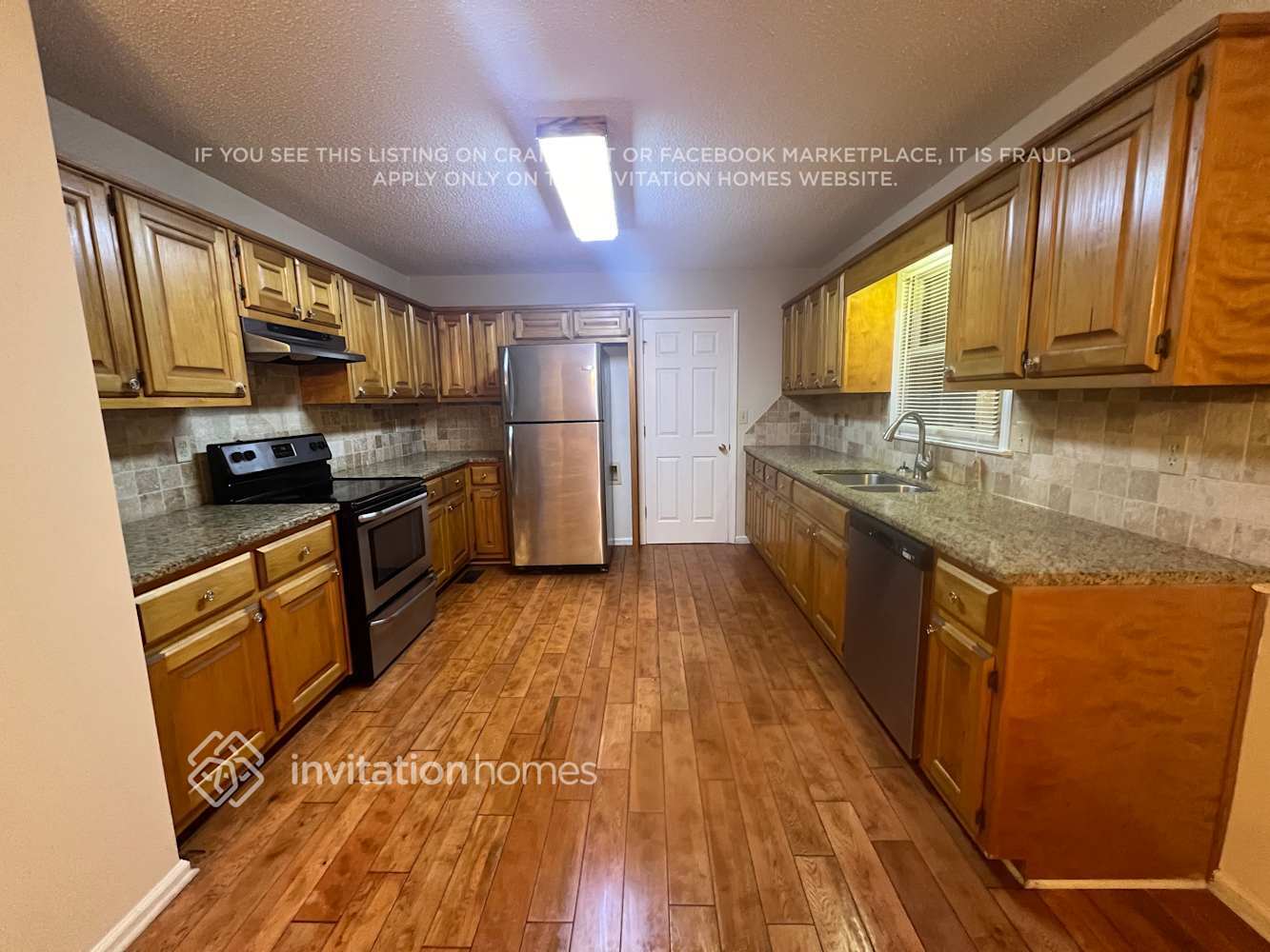 Building Photo - 2440 Sherrie Ln SW