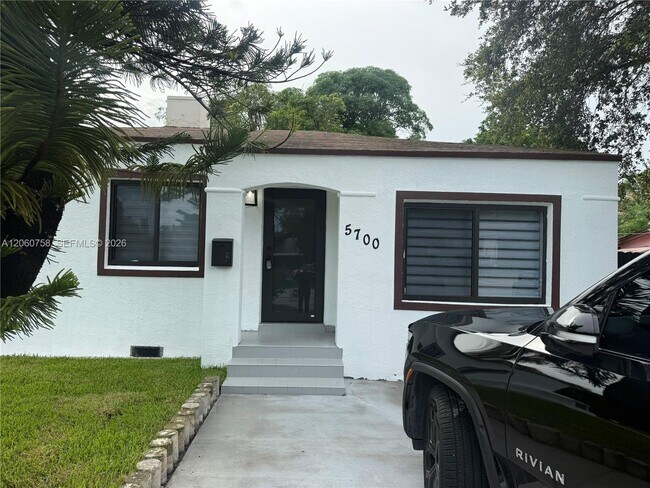 Building Photo - 5700 N Miami Ave
