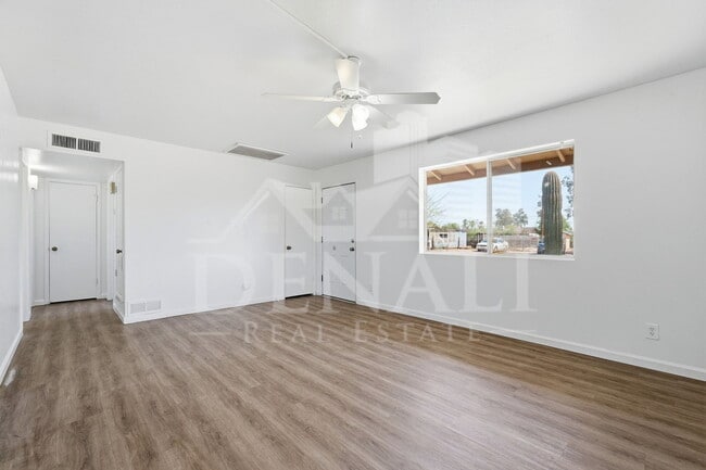 Building Photo - 11540 E Elton Ave