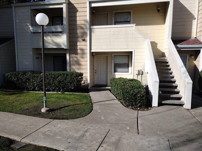 Building Photo - 1699 Pyrenees Ave