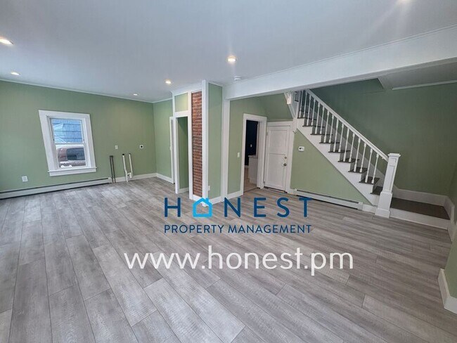 Building Photo - 101 Sabbatus Street