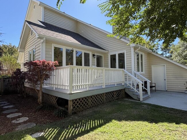 Building Photo - 305 Wimbledon Ct