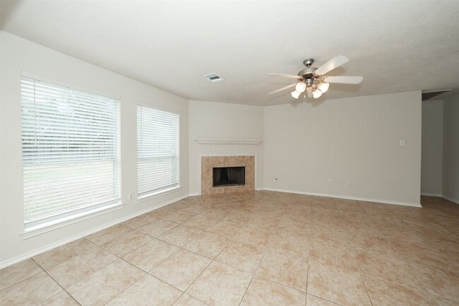 Building Photo - 5119 Moss Garden Ln