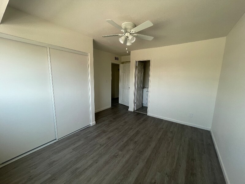 Building Photo - 4613 S Mill Ave