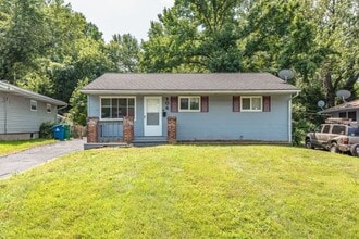 Building Photo - 104 Glen Garry Rd