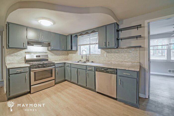 Building Photo - 2116 Terry Ln