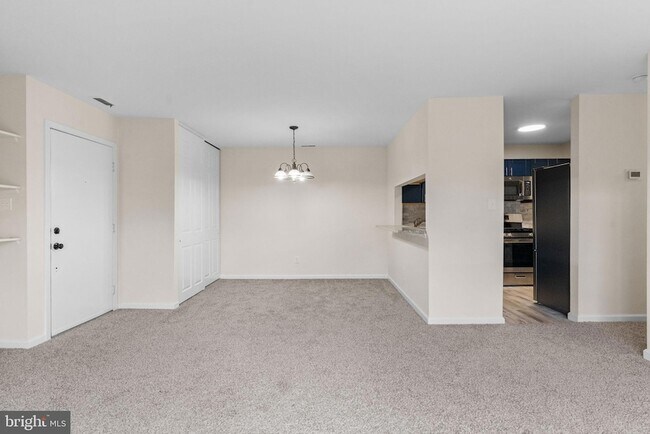 Building Photo - 408 Stockton Ct