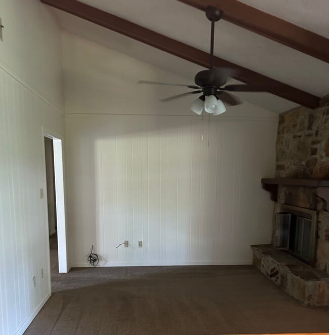 Building Photo - Southside Savannah -Windsor Forest West