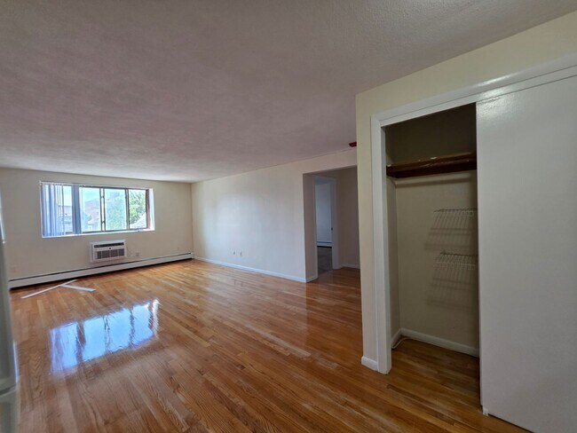 Building Photo - 23 Allston St