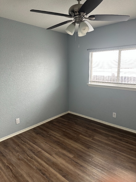 Building Photo - 11458 Coral Canyon