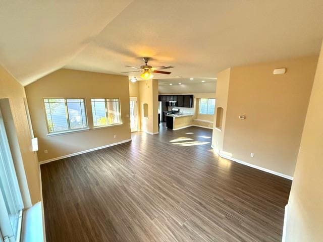 Building Photo - 918 Silo St