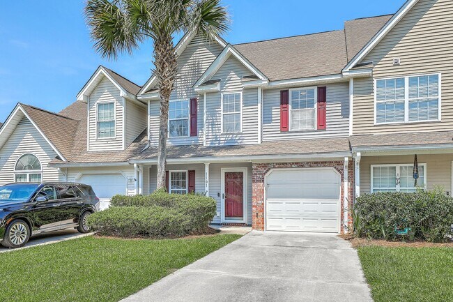 Building Photo - Charming 3-Bedroom Townhome in Summer Wood...