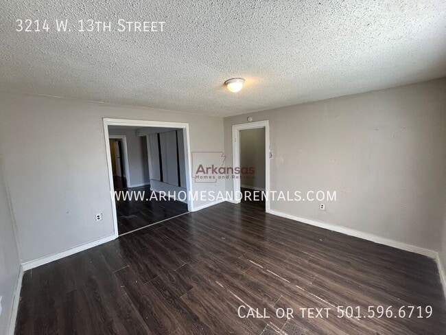 Building Photo - 3214 W 13th St