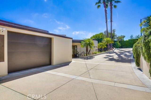 Building Photo - 1725 Del Mar Ave