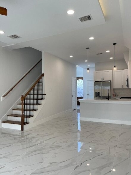 Building Photo - 8125 St Louis St