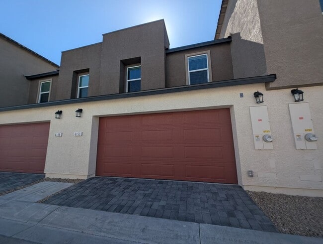 Building Photo - 6153 Aster Gdn St