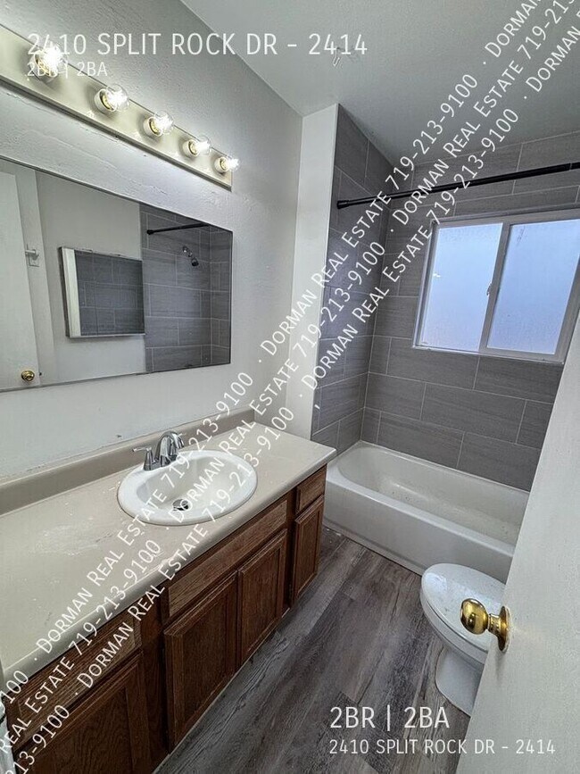 Building Photo - 2410 Split Rock Dr