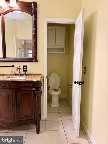 Building Photo - 9008 Doris Dr