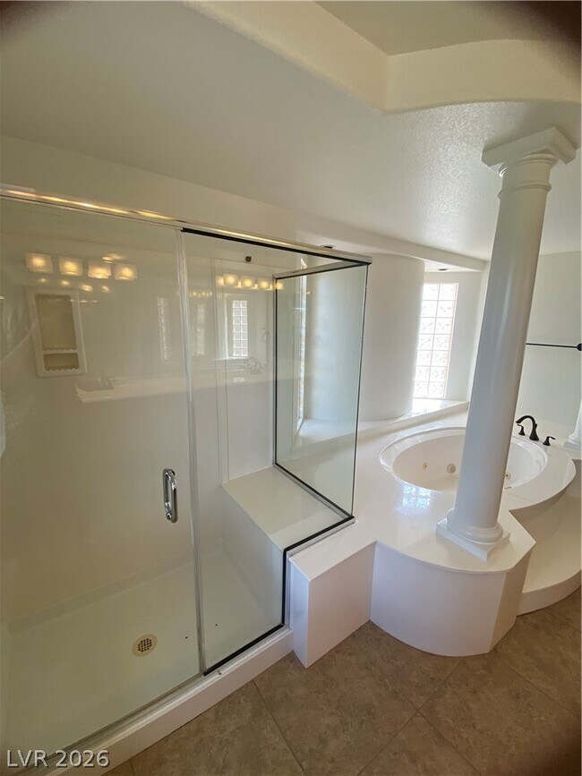 Building Photo - 8417 Cambria Cellars Ct