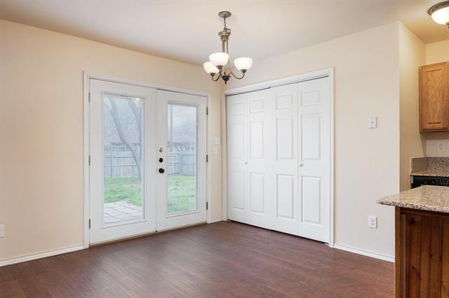 Building Photo - 504 Woodcrest Way