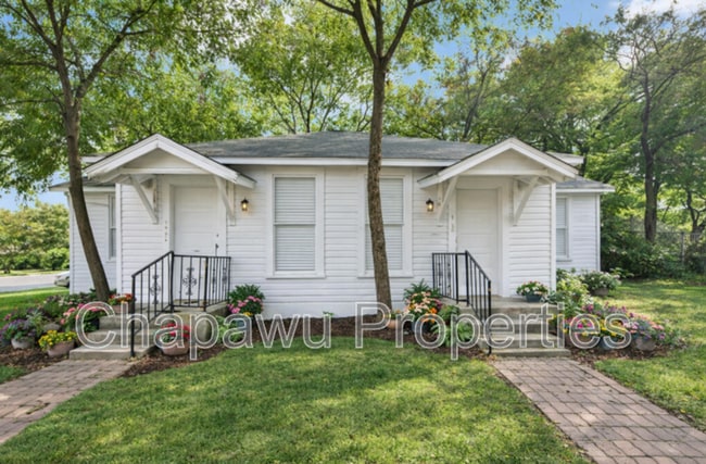 Building Photo - 113 S Olive St