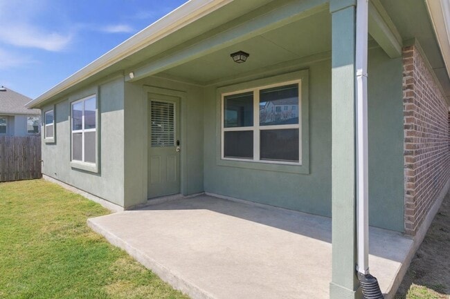 Building Photo - 7409 Spring Ray Dr