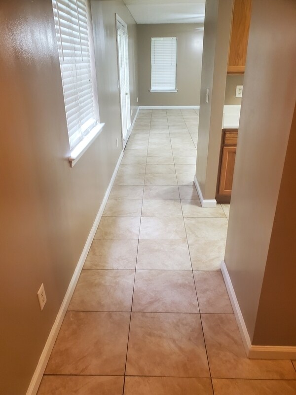 Building Photo - 6227 Dorsett Shoals Rd
