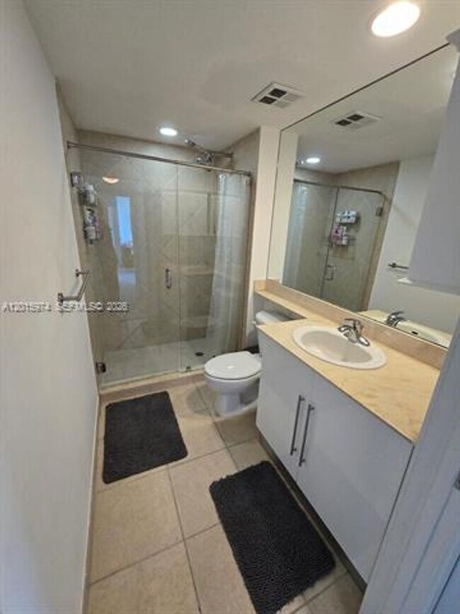 Building Photo - 325 S Biscayne Blvd