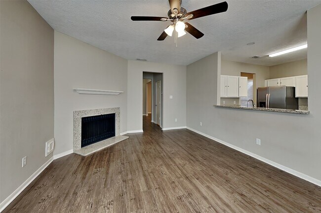 Building Photo - 14511 Cypress Falls Dr