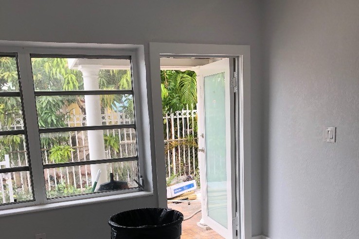 Building Photo - 634 SE 4th Pl