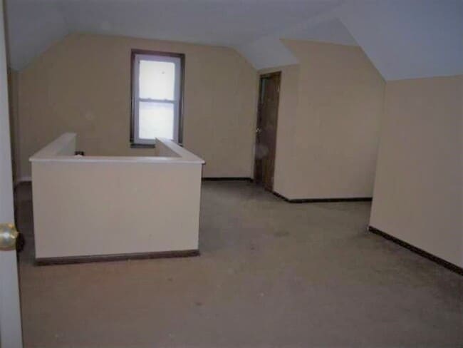 Building Photo - 4904 Xerxes Ave N