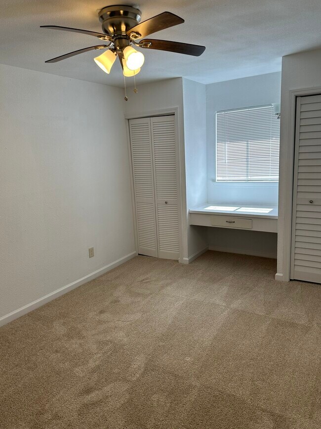 Building Photo - 8818 Ilona Ln