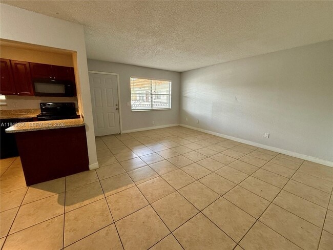 Building Photo - 400 NW 65th Ave