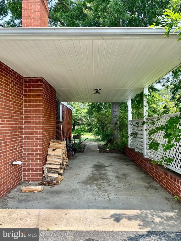 Building Photo - 125 Hillcrest Dr