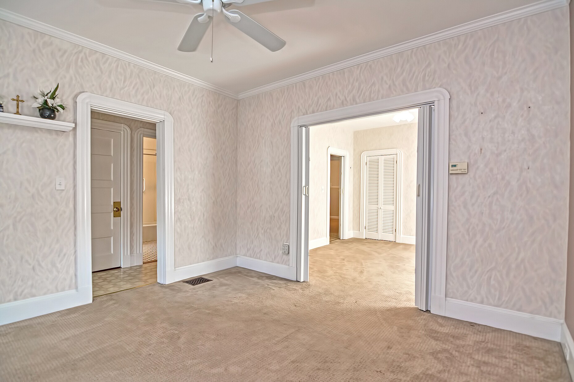 Building Photo - 17 Malvern Ave