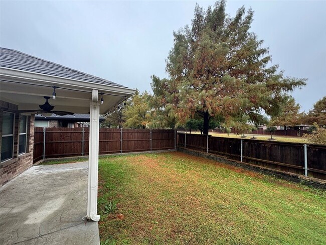 Building Photo - 1111 Mount Olive Ln