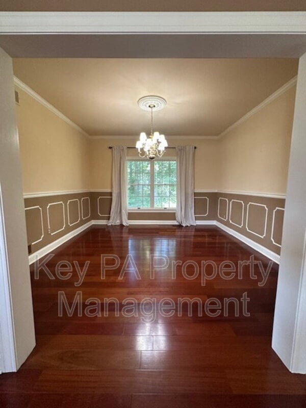 Building Photo - 16 Brookhollow Dr