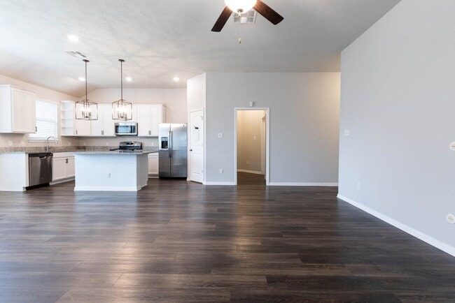 Building Photo - 1001 Rootstock Rd.