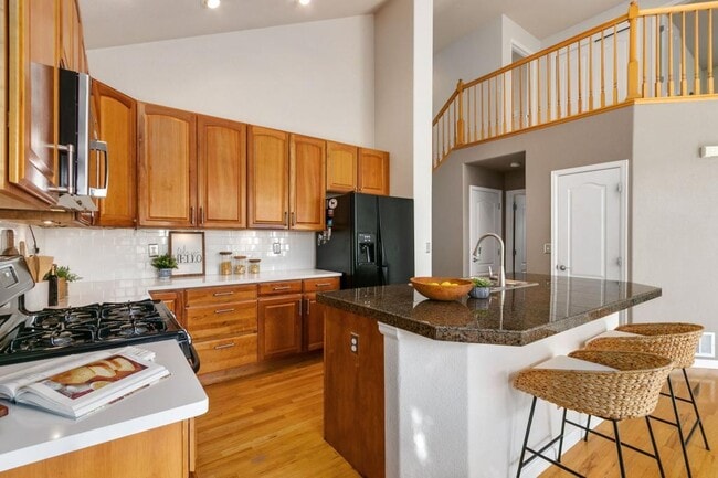 Building Photo - 8100 Lighthouse Ln