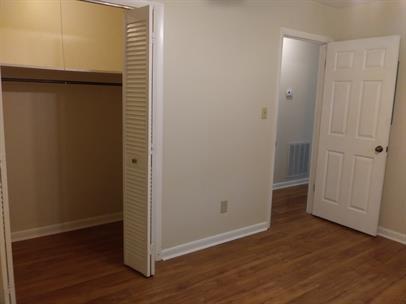 Building Photo - 1592 Coombs Dr