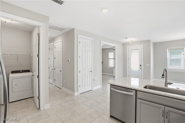 Building Photo - 1040 Tranquil Brk Dr