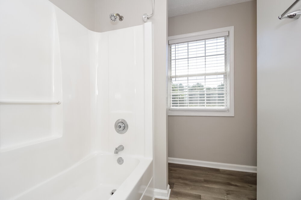 Building Photo - 3756 Cherokee Overlook Dr