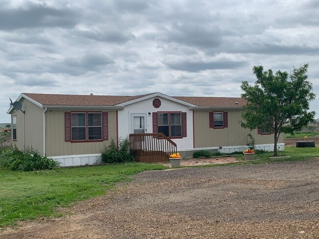 Primary Photo - The perfect home is calling, cozy 3 bedroo...