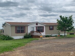 Building Photo - The perfect home is calling, cozy 3 bedroo...