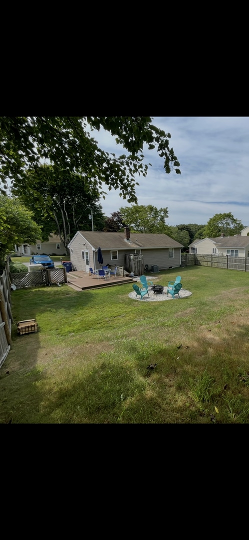 Building Photo - Charming 2BR Home Just Steps from the Beach!